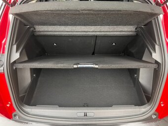 Peugeot e-2008 GT, tempomat, kůže, 18" alu, DPH - 13