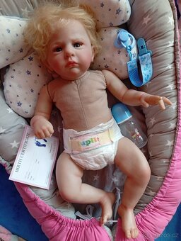 Realistická Reborn panenka chlapeček Cameron - 13