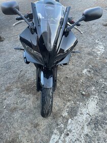 Yamaha YZF r125 - 13