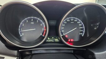 Mazda 3 2.0 benzin 110kW klima tempomat 143tkm 2012 - 13