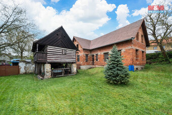 Prodej rodinného domu, 265 m², Vonoklasy, ul. Na Návsi - 13