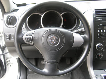 SUZUKI GRAND VITARA 2.4, 4x4, 2011 - 13