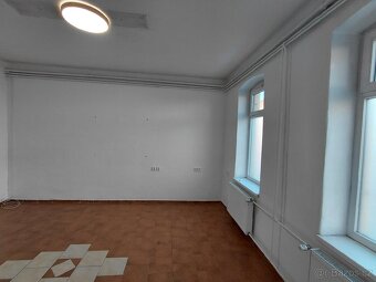 Kancelář Prodejna = sidla firmy - 13