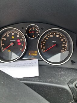 ND z Opel Astra Caravan 1.6 16V 85kW r.v. 2008 - 13