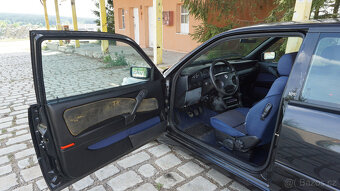 Lancia Delta HPE 1.6 - 13