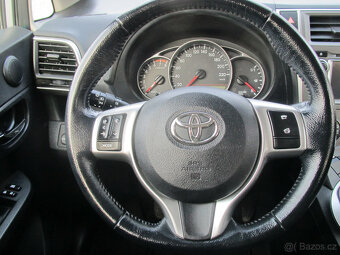 Toyota Verso 1.3 - 13