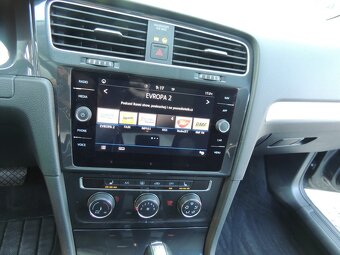 VW Golf Combi 1.6TDi,85kw,DSG,navi,4/2019,-21%DPH - 13