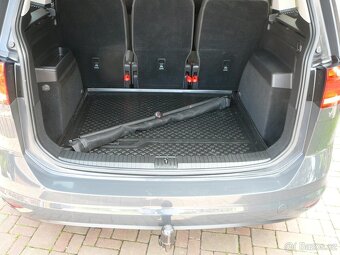 VW TOURAN 1.6 TDI 85KW FULLLED NAVI WEBASTO EL.TAŽNÉ 181kmR - 13