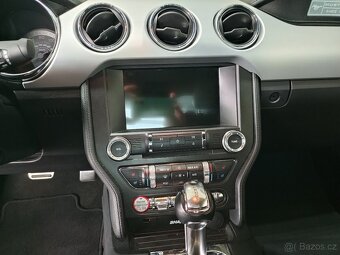 FORD MUSTANG MK6 - 5.0 L -  GT V8 - 313 KW - STK 07/2027 - 13