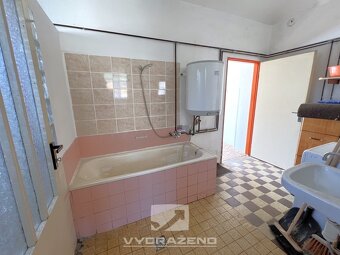 Dům s kůlnou  (160 m2), Vlkaneč, Kutná Hora - 13