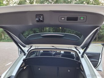 HONDA ZR-V 2.0 e:HEV Advance Panorama BOSE® Head-Up Kůže atd - 13