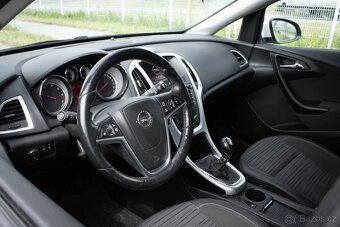 Opel Astra Sport Tourer 1.7 CDTI / AJ NA SPLÁTKY / - 13