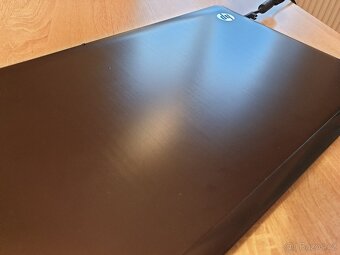 HP Pavilion dv7 (i7-2630QM, 8GB RAM, Radeon HD 6770M, 17.3" - 13