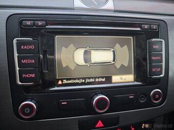 VW PASSAT B7 2.0 TDI Bluemotion - 13