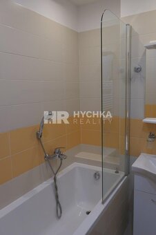 Prodej bytu 3+1, 73 m2  Praha 9, Vysočany - 13