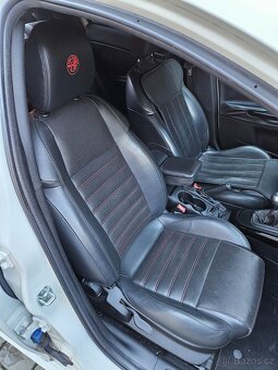 Alfa Romeo Giulietta Distinctive 1.4 125kw DOHODA - 13