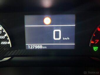 Peugeot 2008 1.5 BlueHDi,ALLURE,ČR,1.MAJITEL, DPH - 13