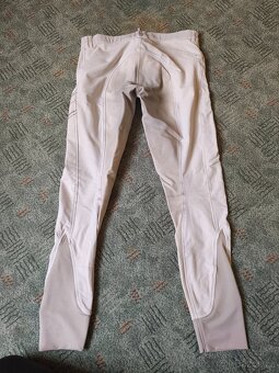 Závodní rajtky, trička a saka - 13