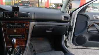 Škoda Superb V6 2.8 190 koní MANUÁL, ex vládní bez koroze - 13