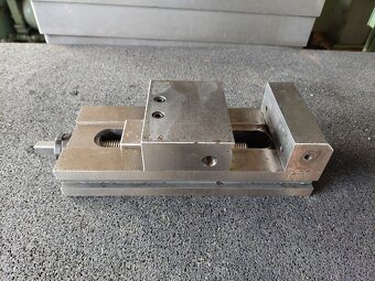 Strojní svěrák přesný, řadový - 13