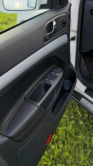 Škoda Octavia 2 Scout 4x4 - 13