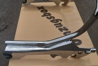 Harley Davidson® Breakout M8 Sissybar - 13