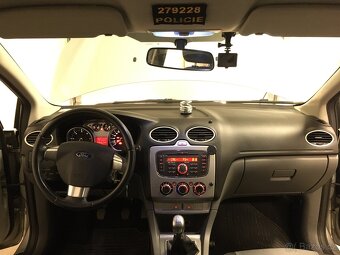 Ford Focus - 13