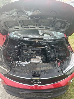 Opel Crossland - 13