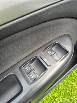 Škoda Octavia II 2.0TDI 103kW - 13
