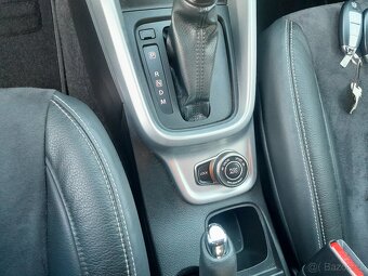 Suzuki Vitara 1.6 VVT 88KW AUT.Navi,Serviska 4x4 - 13