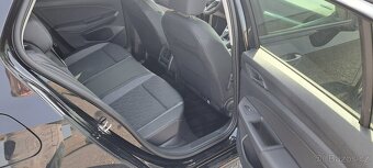 VW Golf  VIII 1.5TSI 2/25 1 100km lift - 13