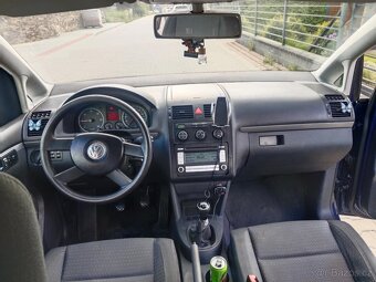 VW Touran,1.9tdi,77kw,r.v2004,najeto239xxxkm,stk platná - 13