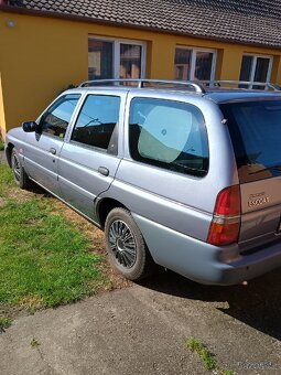 Ford escort 1.8TD - 13