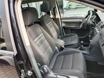 VW Touran 2.0TDI 103kW CUP Webasto Tažné Panorama - 13