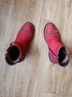 Prodám zimní obuv dámskou ,kvalitní,značkovou. - 13