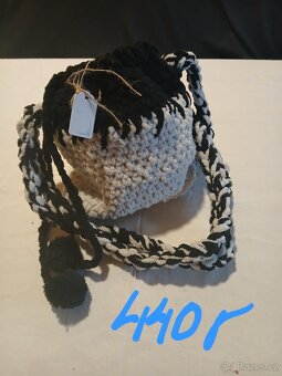 Háčkované kabelky a tašky - 13