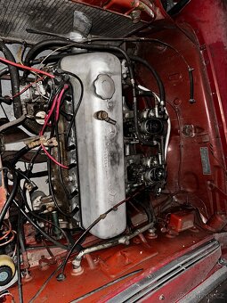 Predám Mercedes W111 220Sb heckflose,veľké kridlo - 13