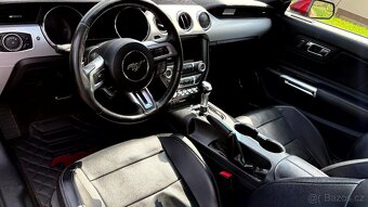 Ford Mustang GT V8 5.0 324 kW - 13