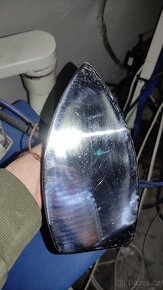 2x průmyslový žehlící stůl MACPI + žehličky + parní vyvíječ - 13