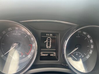 Škoda Superb Combi 2,0 TDi 103kW - 13
