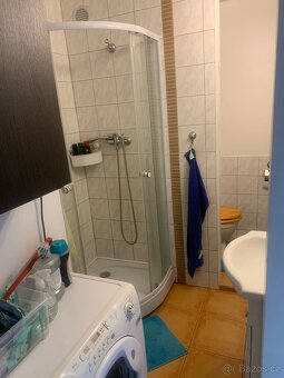 Pronájem bytu 2+kk BARRANDOV - 13