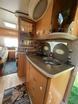 Prodám karavan HOBBY-DELUXE 2007 - 13