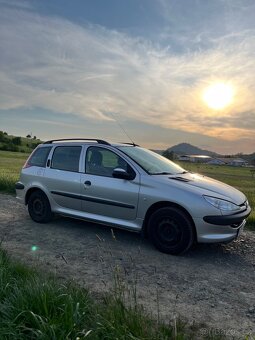 Peugeot 206, Kombi, r. 2005 - 13
