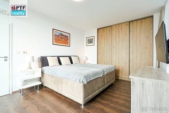 Luxusní Penthouse 2+kk s terasou, úložnou místností – Plzeň - 13