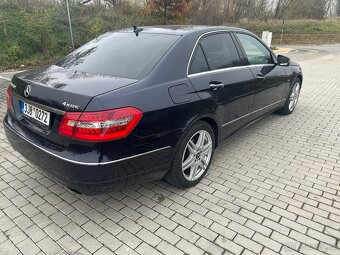 Prodám Mercedes Benz e class 350 4Matic - 13