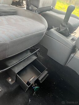 Ford tourneo Connect 2005 - 13