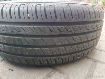 Letní obutí Ford 16" ALU + 205/55 R16 zánovní pneu - 13