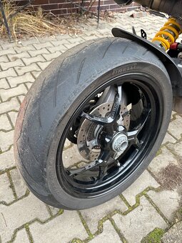 Ducati hypermotard 950 - 13