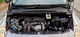 Peugeot 5008 1,6Hdi 82kW, M6, 3/2012. 98000km - 13