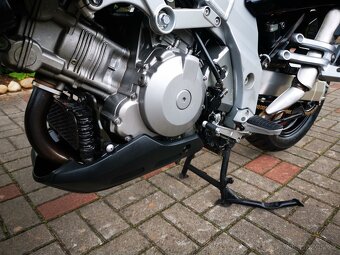 Suzuki DL1000 V-Strom K4 - 13